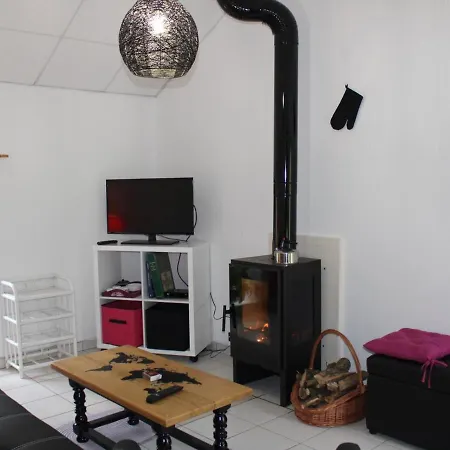 Holiday home Renove Avec Jardin, Terrasse, Cheminee Et Wifi - Animaux Acceptes - Fr-1-489-22 Chatel-de-Neuvre